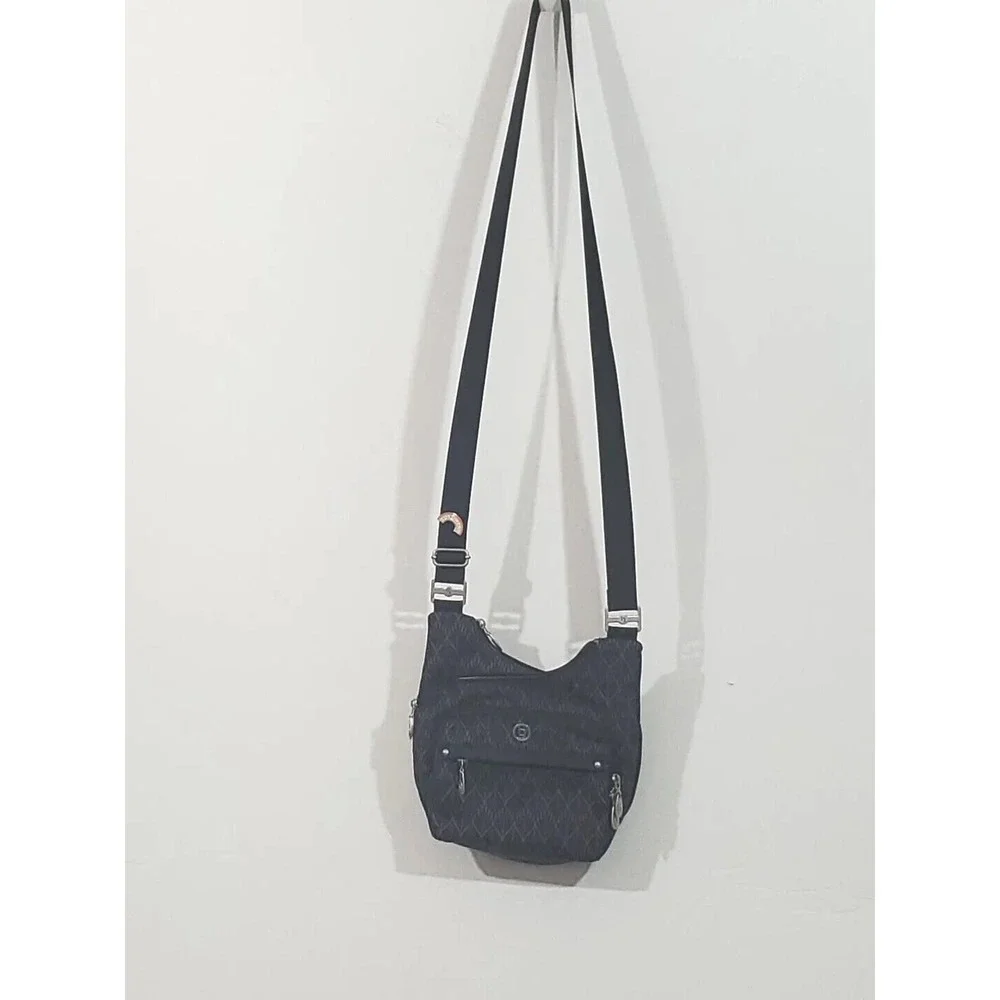 Baggallini this crossbody